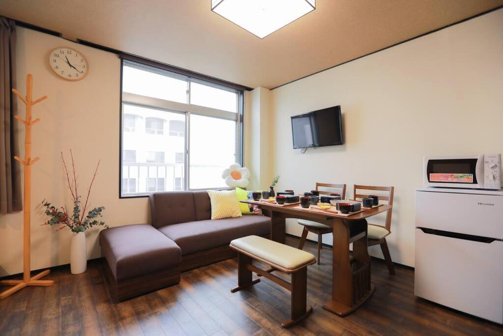 Apartment 道頓堀民泊51,道頓堀真ん中,mini浮世絵美術館,心斎橋,家族旅行,family Trip Ōsaka